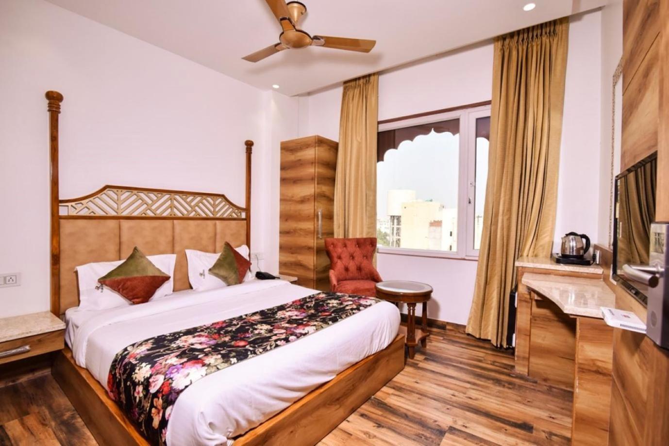 Hotel Rv Golden Amritsar Luaran gambar