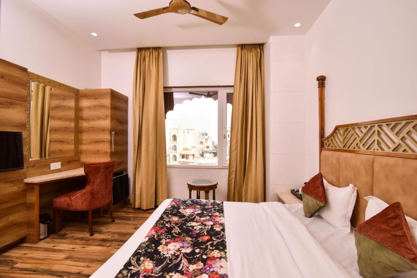 Hotel Rv Golden Amritsar Luaran gambar