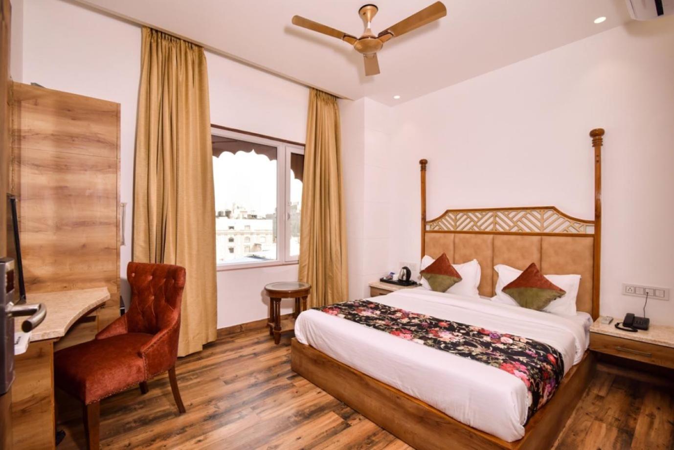 Hotel Rv Golden Amritsar Luaran gambar