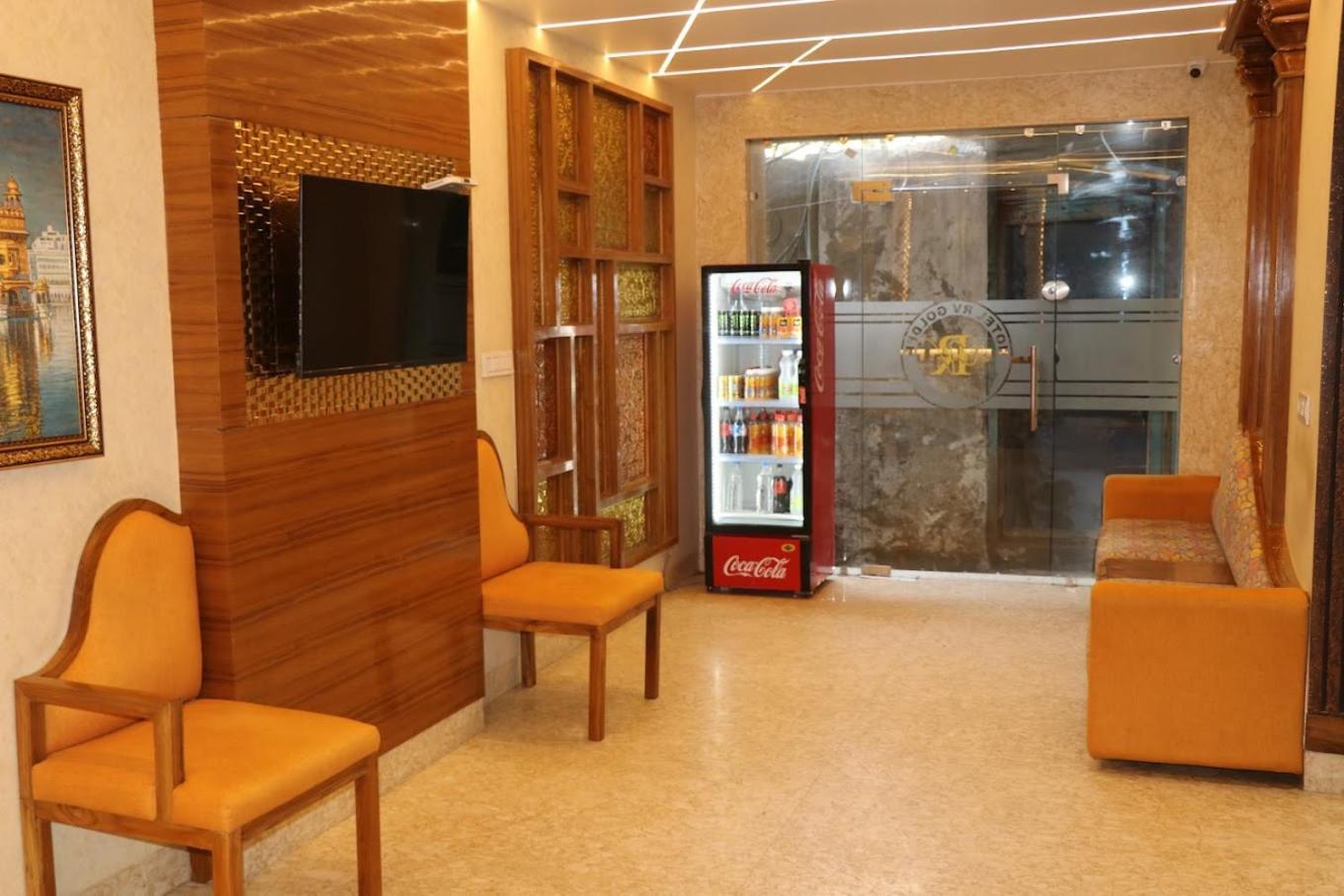 Hotel Rv Golden Amritsar Luaran gambar